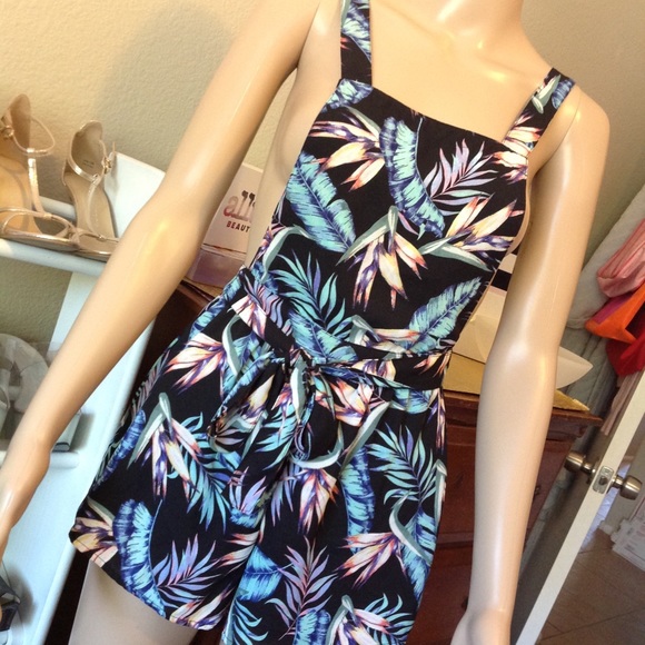 Adorable tropical printed short overalls J016 - Picture 3 of 7